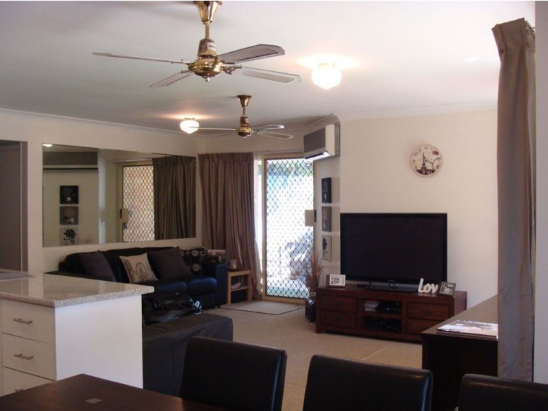 2/35 Nakina Street, Southport QLD 4215