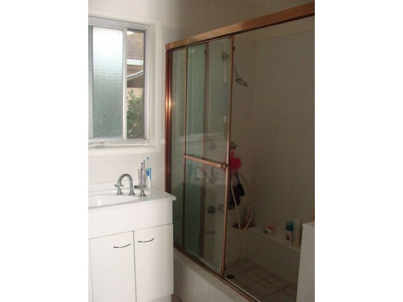 22 Melinda Street, Southport QLD 4215