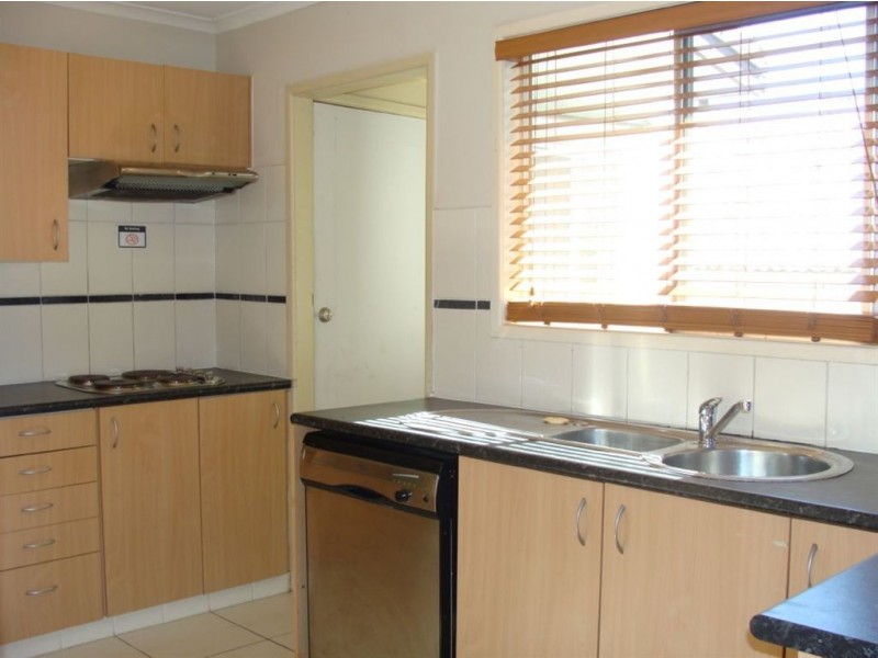 34 Whitby Street, Southport QLD 4215