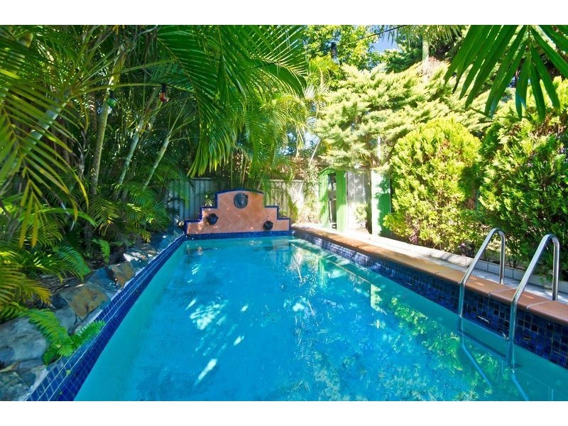 34 Coogeen Street, Bundall QLD 4217