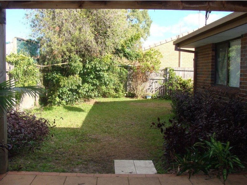 1/2 Echidna Ct, Coombabah QLD 4216