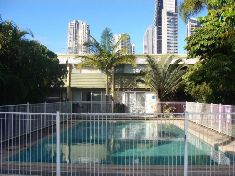 12/9 Weemala Street, Chevron Island QLD 4217
