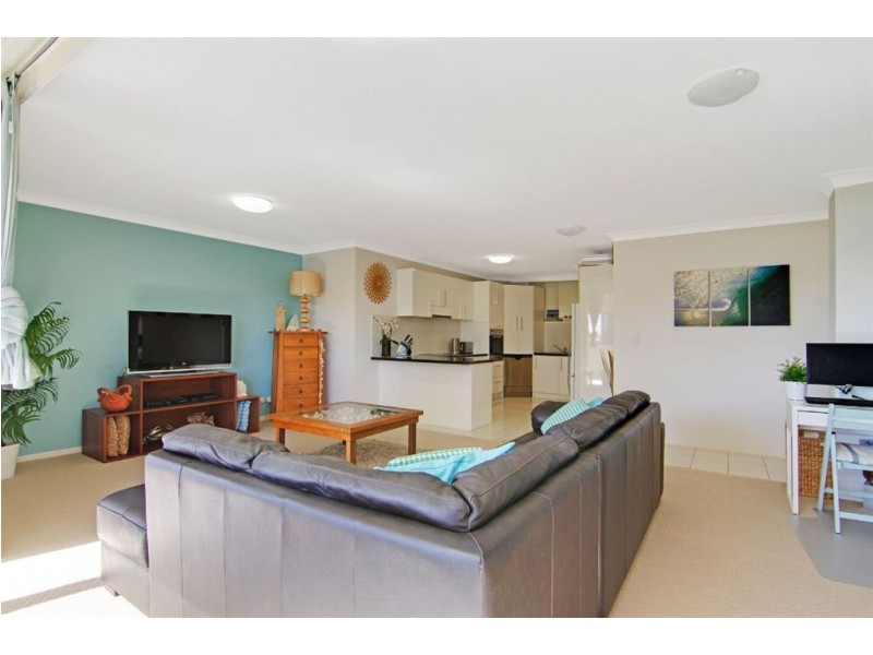 8 554 Marine Parade, Biggera Waters QLD 4216