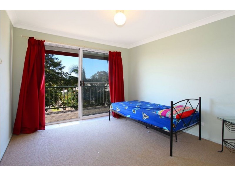 1/7A Government Road, Labrador QLD 4215