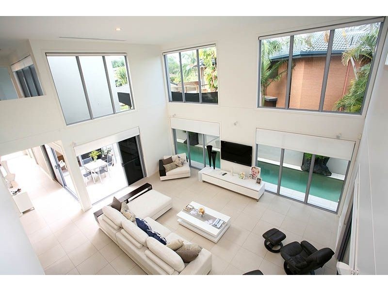 18 Yacht Street, Southport QLD 4215