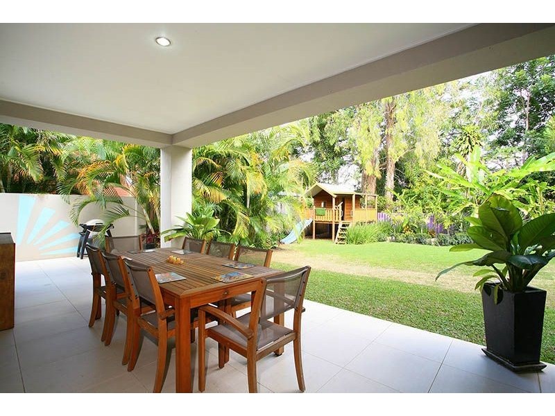 18 Yacht Street, Southport QLD 4215