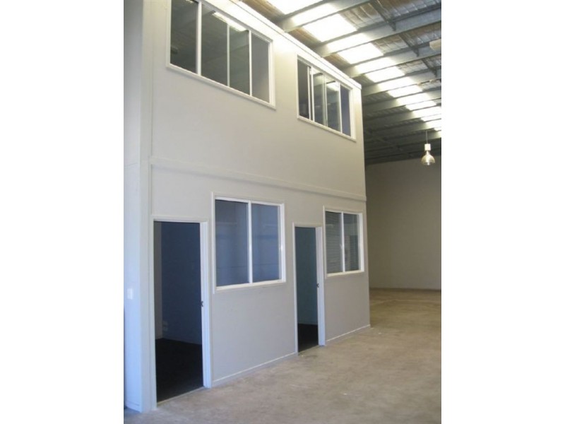 2/98 Spencer Road, Nerang QLD 4211