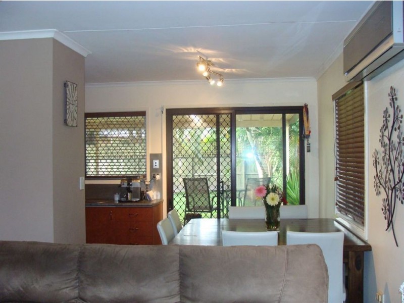 31 Allinga Street, Coombabah QLD 4216