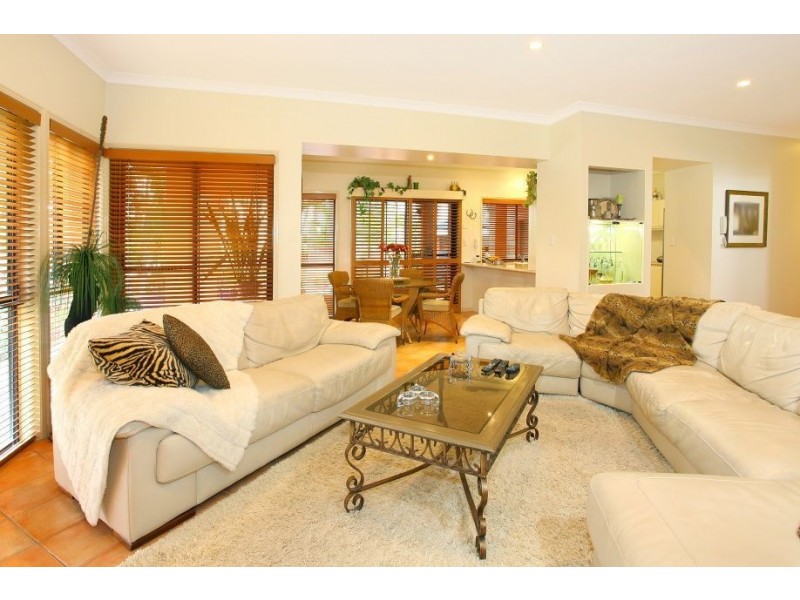 22 Kuranda Drive, Robina QLD 4226