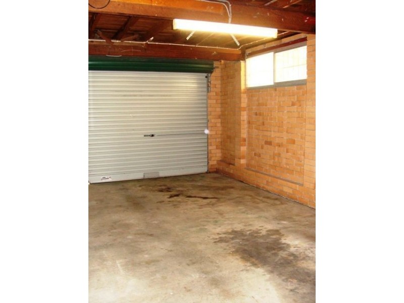 2 Deauville Drive, Southport QLD 4215