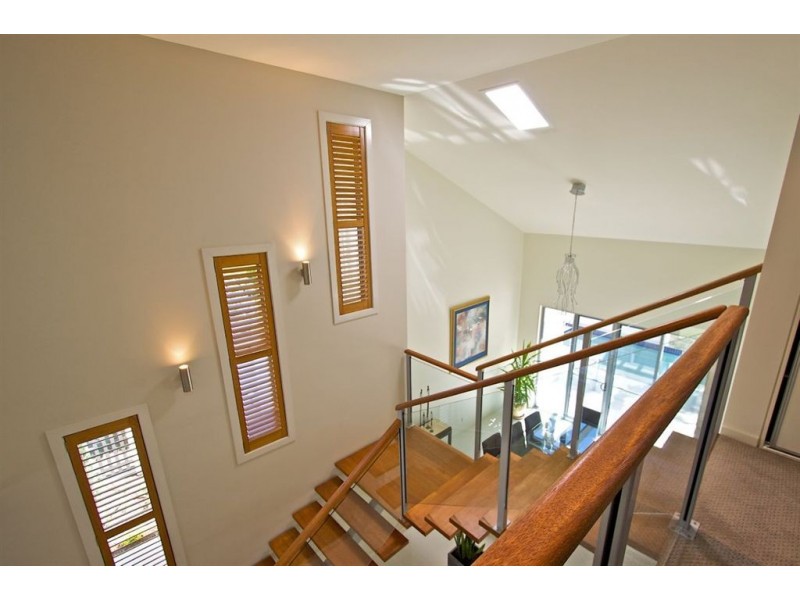 11 Yacht Street, Southport QLD 4215