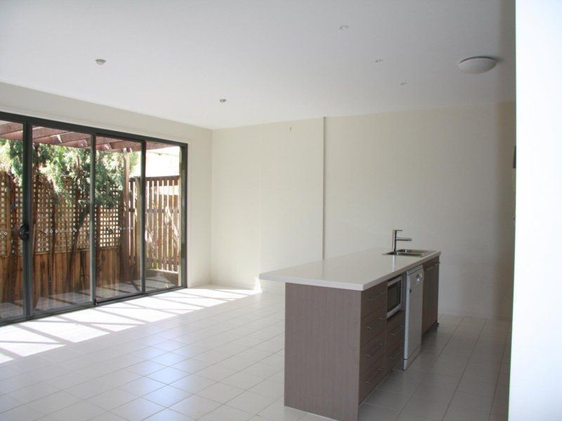 10/6 Egerton Street, Southport QLD 4215