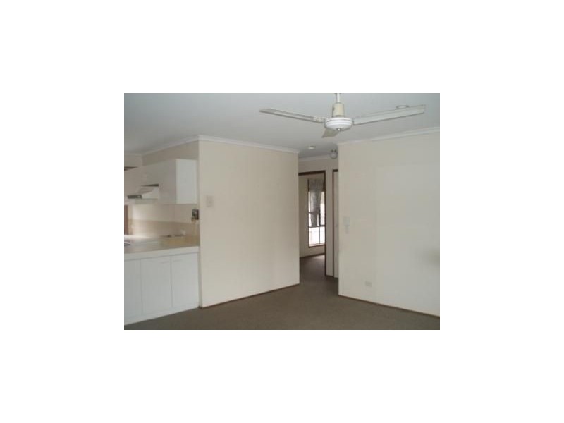 2/9 Botanical Drive, Labrador QLD 4215