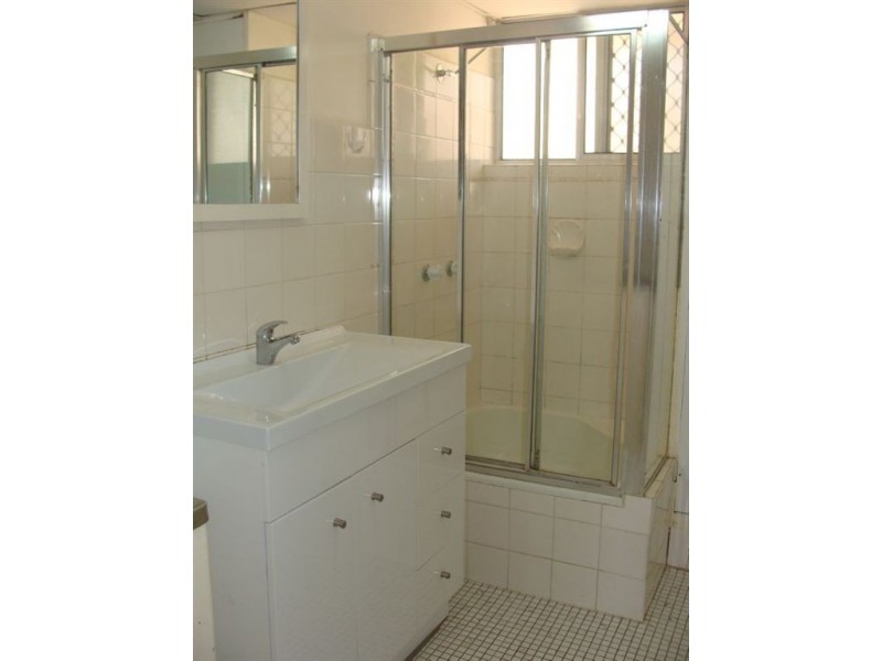 5/45 Railway Street, Southport QLD 4215