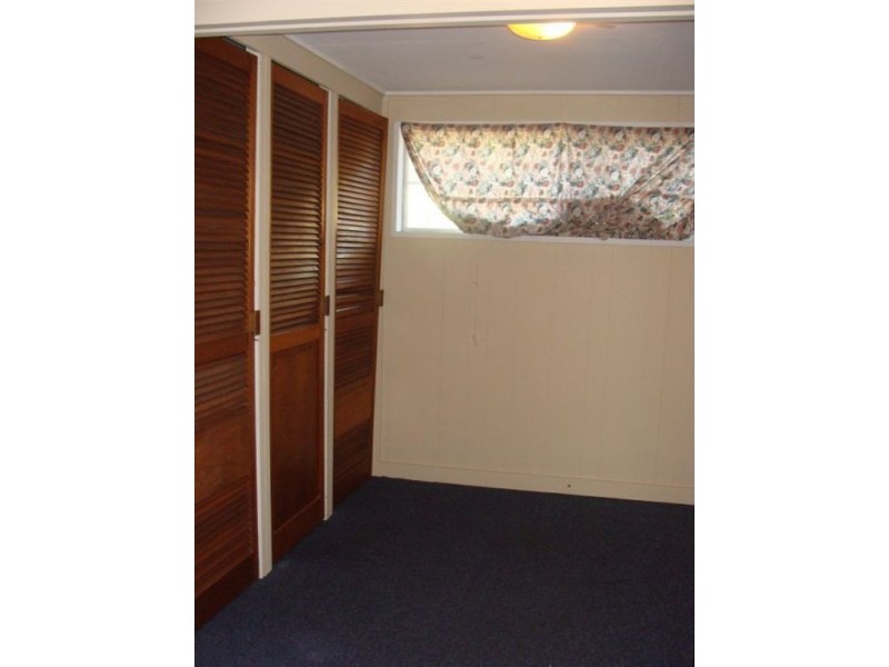 2 Deauville Drive, Southport QLD 4215