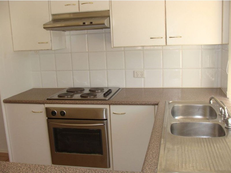 10/33 Ward Street, Southport QLD 4215