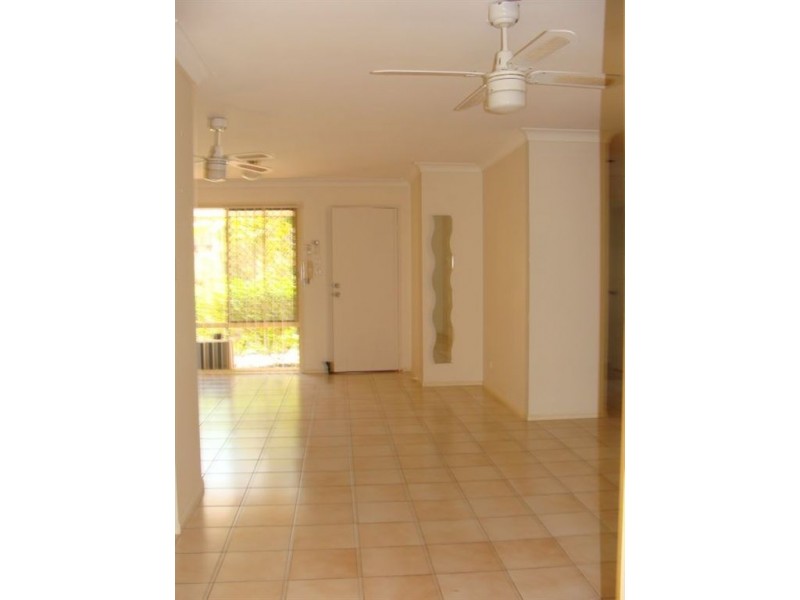 11/482 Pine Ridge Road, Coombabah QLD 4216