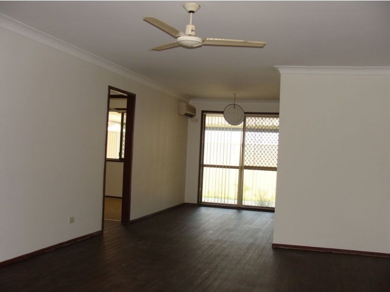 2/27 Gardiners Place, Southport QLD 4215