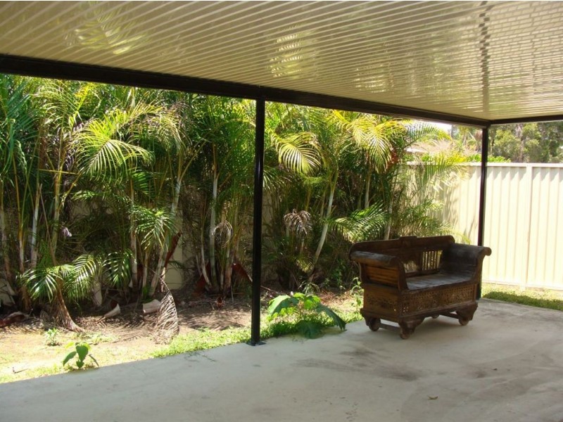 2/27 Gardiners Place, Southport QLD 4215