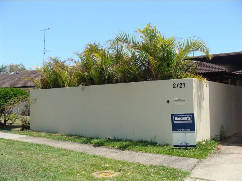 2/27 Gardiners Place, Southport QLD 4215