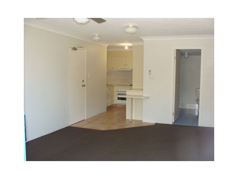 6/103 Frank Street, Labrador QLD 4215