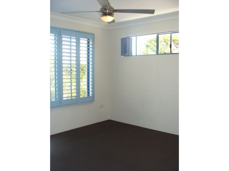 6/103 Frank Street, Labrador QLD 4215