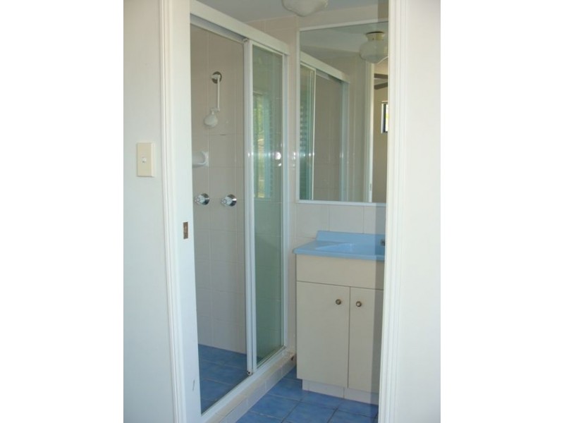 6/103 Frank Street, Labrador QLD 4215