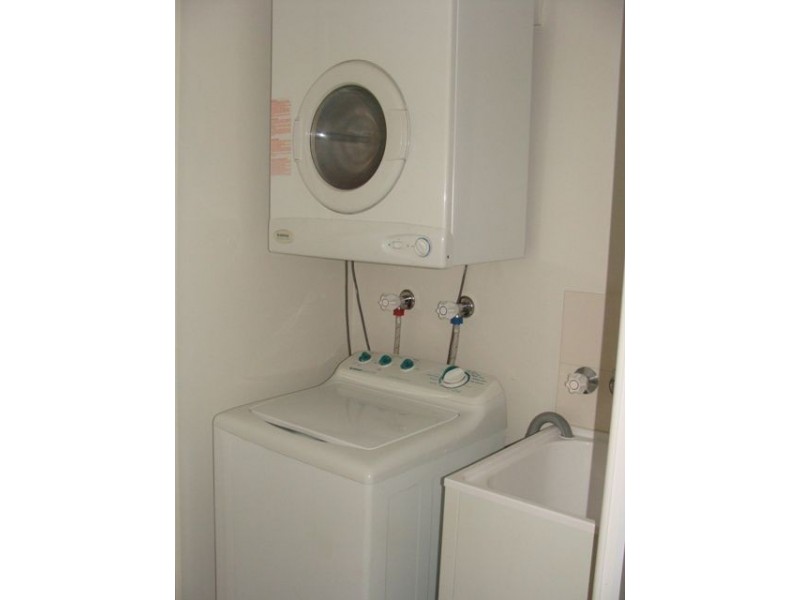 6/103 Frank Street, Labrador QLD 4215