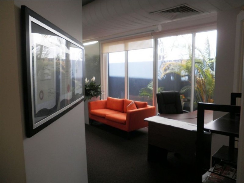 1/1 Vespa Court, Surfers Paradise QLD 4217