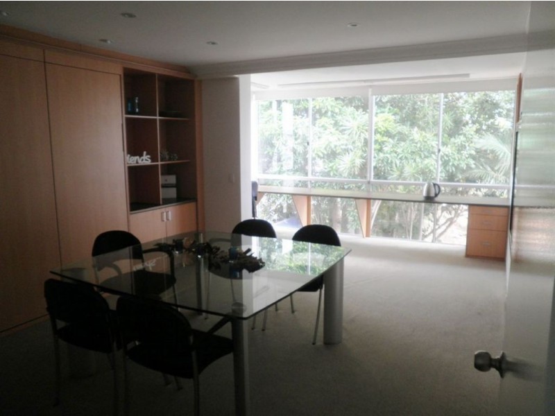 1/1 Vespa Court, Surfers Paradise QLD 4217