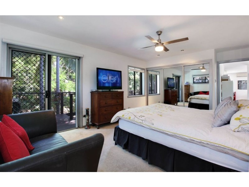 3 Susanne Street, Southport QLD 4215