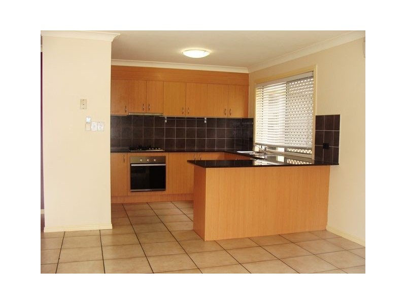 3/117 Eugaree Street, Southport QLD 4215