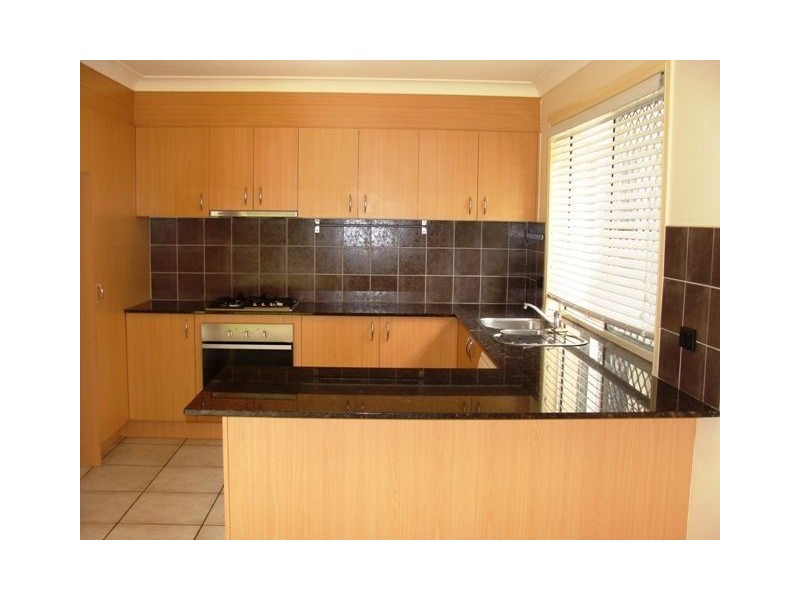 3/117 Eugaree Street, Southport QLD 4215