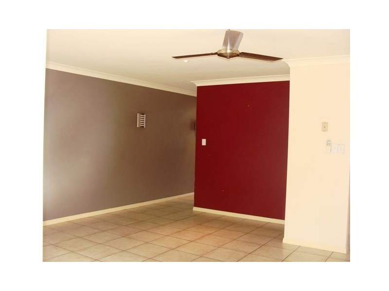 3/117 Eugaree Street, Southport QLD 4215