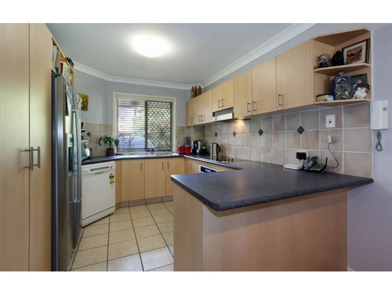 1/94 Pohlman Street, Southport QLD 4215