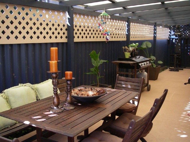 2/4 Tomkins Place, Southport QLD 4215