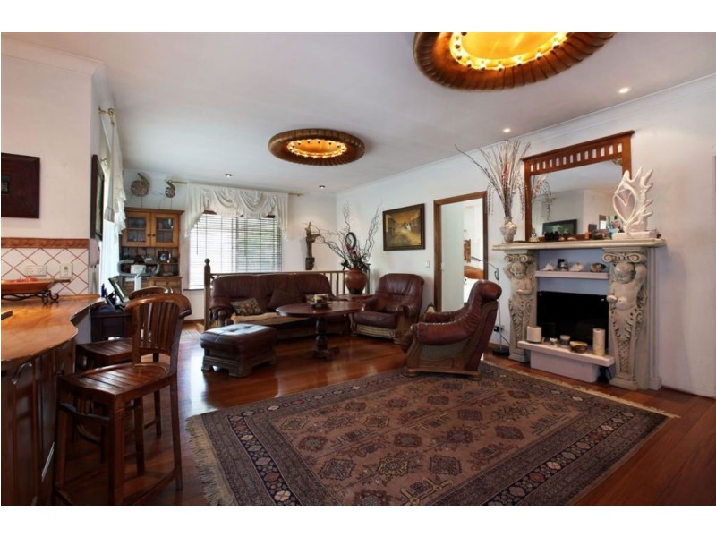 125 Glade Drive, Gaven QLD 4211