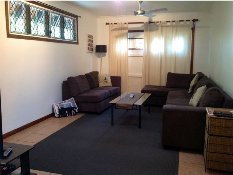 1/7 Dowling Drive, Southport QLD 4215