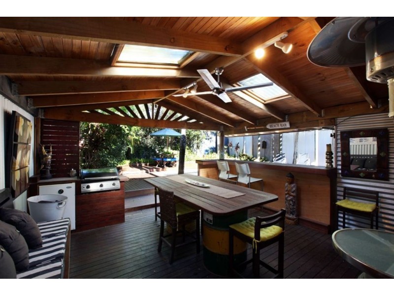 18 Dowling Drive, Southport QLD 4215