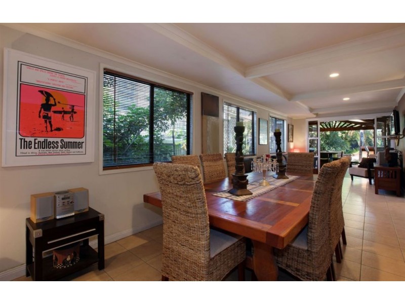 18 Dowling Drive, Southport QLD 4215