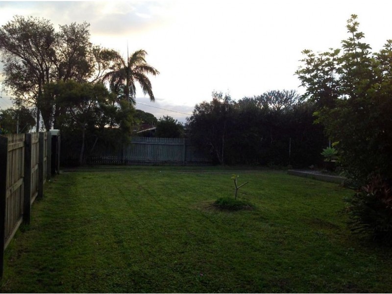 91 Central Street, Labrador QLD 4215