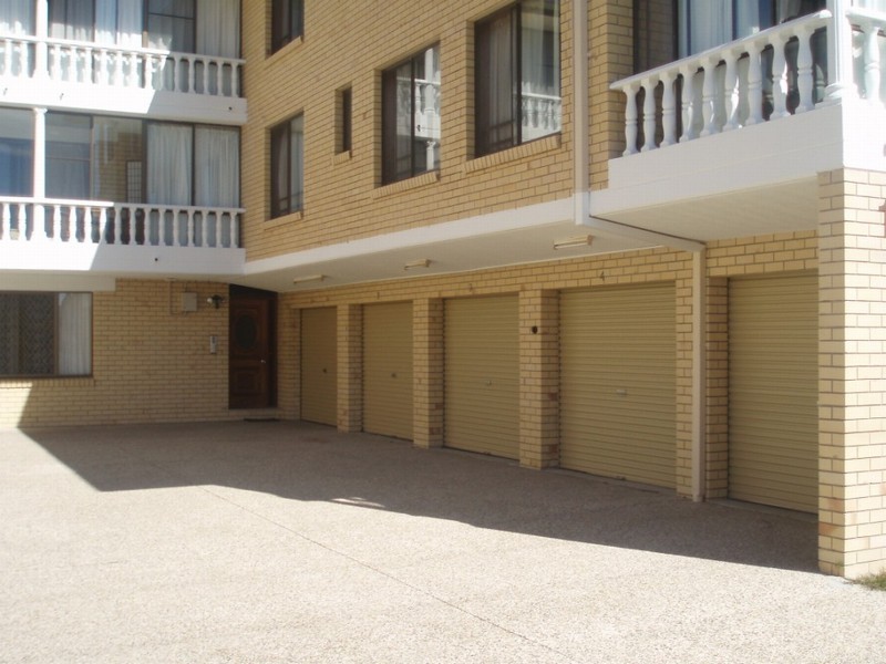 1/12 Stevens Street, Southport QLD 4215