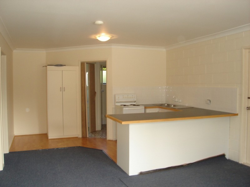 1/13 Wyndham, Southport QLD 4215