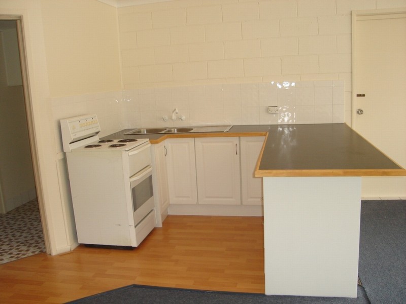 1/13 Wyndham, Southport QLD 4215