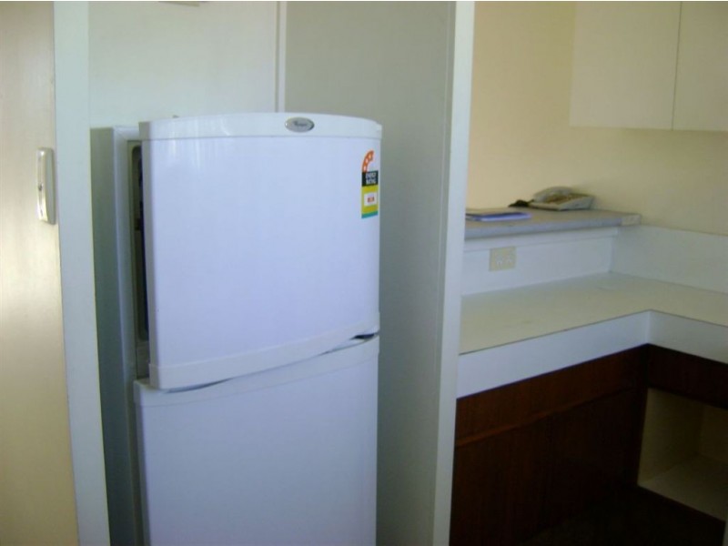 12/128 Marine Parade, Southport QLD 4215