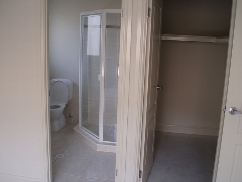 15 Yaggera Street, Bellbowrie QLD 4070