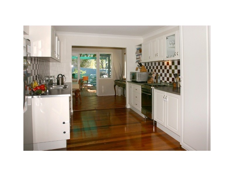 3 Talinga Crescent, Southport QLD 4215
