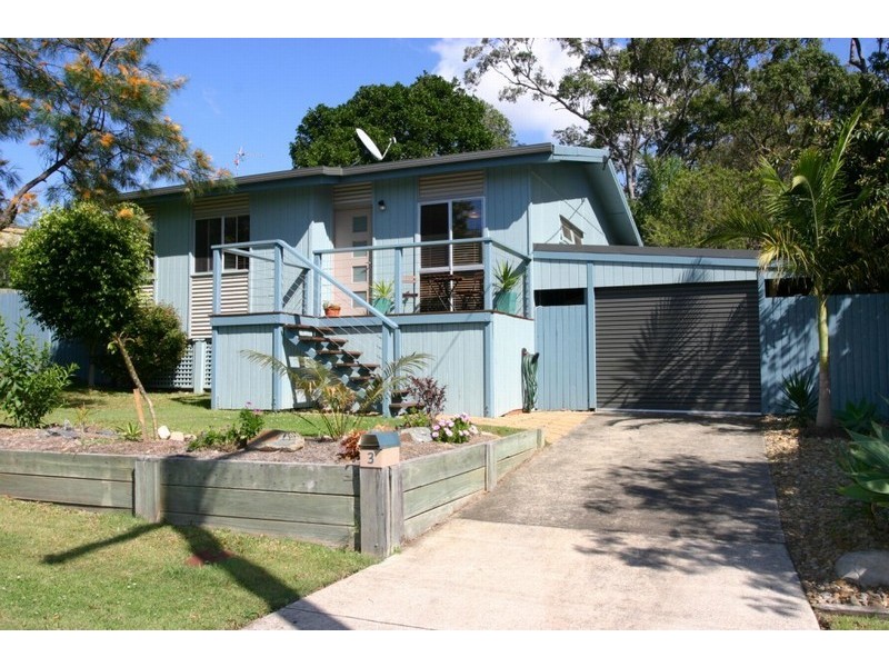 3 Talinga Crescent, Southport QLD 4215