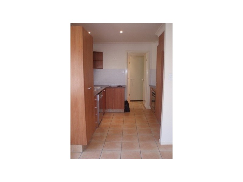 12 Ewan Street, Southport QLD 4215