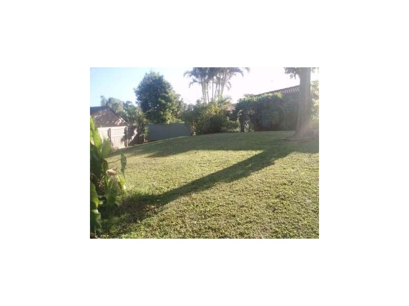 2/9 Botanical, Labrador QLD 4215